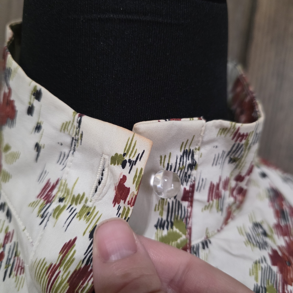 Tuckernuck Multicolor Floral Blouse - Picture 4 of 8